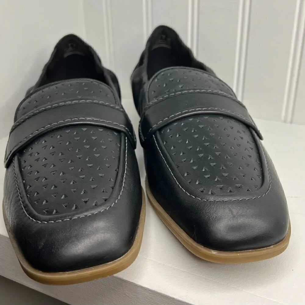 Clarks Collection Black Leather Lyrical Way Loafer Size 9